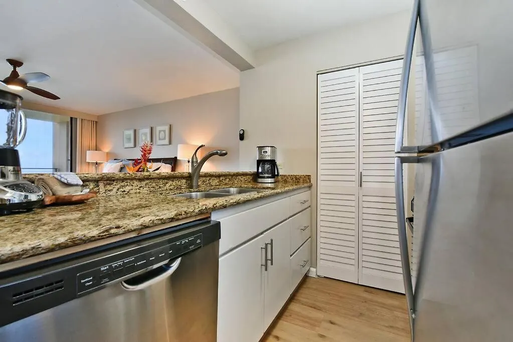 Renovated 8Th Floor Studio At The Mahana!! Kahana Apartment