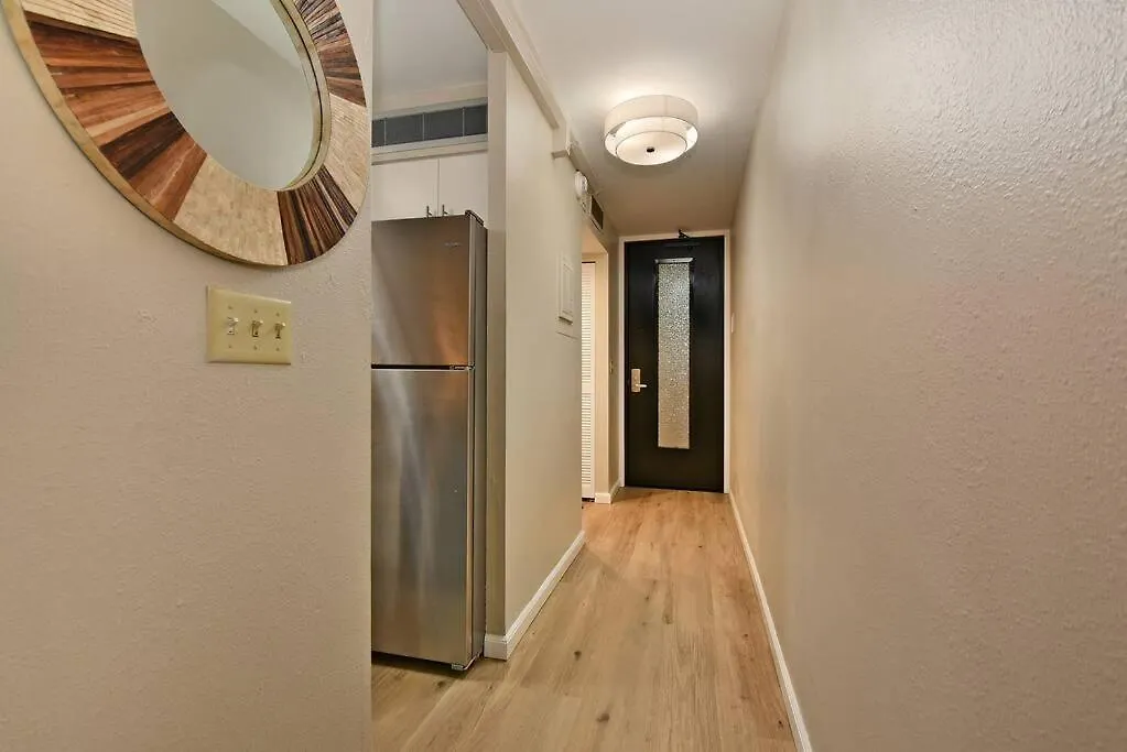 Renovated 8Th Floor Studio At The Mahana!! Kahana