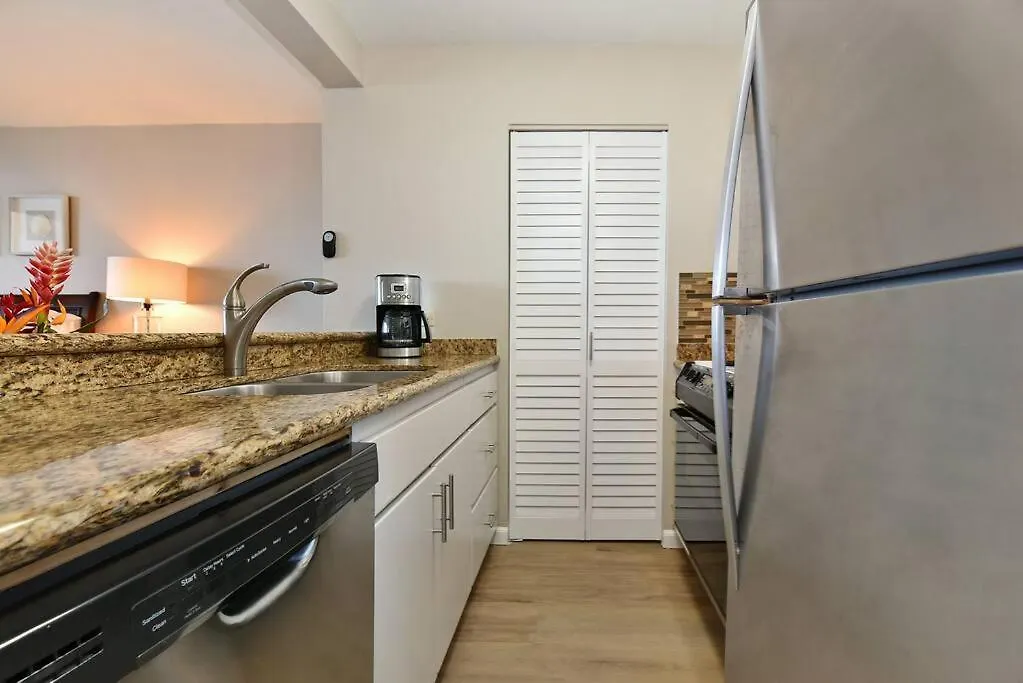 Renovated 8Th Floor Studio At The Mahana!! Kahana Apartment